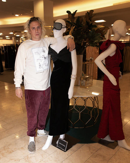 "How To Make Bed" Long Sleeve T-shirt